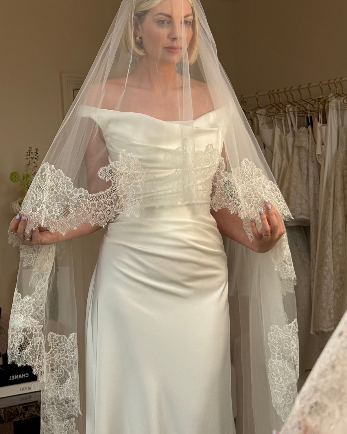 FENMORE VEIL