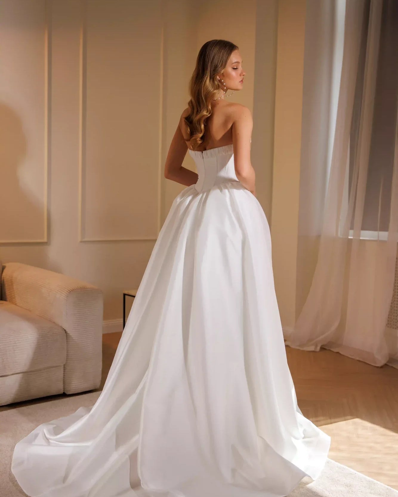 Delphyne wedding dress by Natalia Romanova - back and train