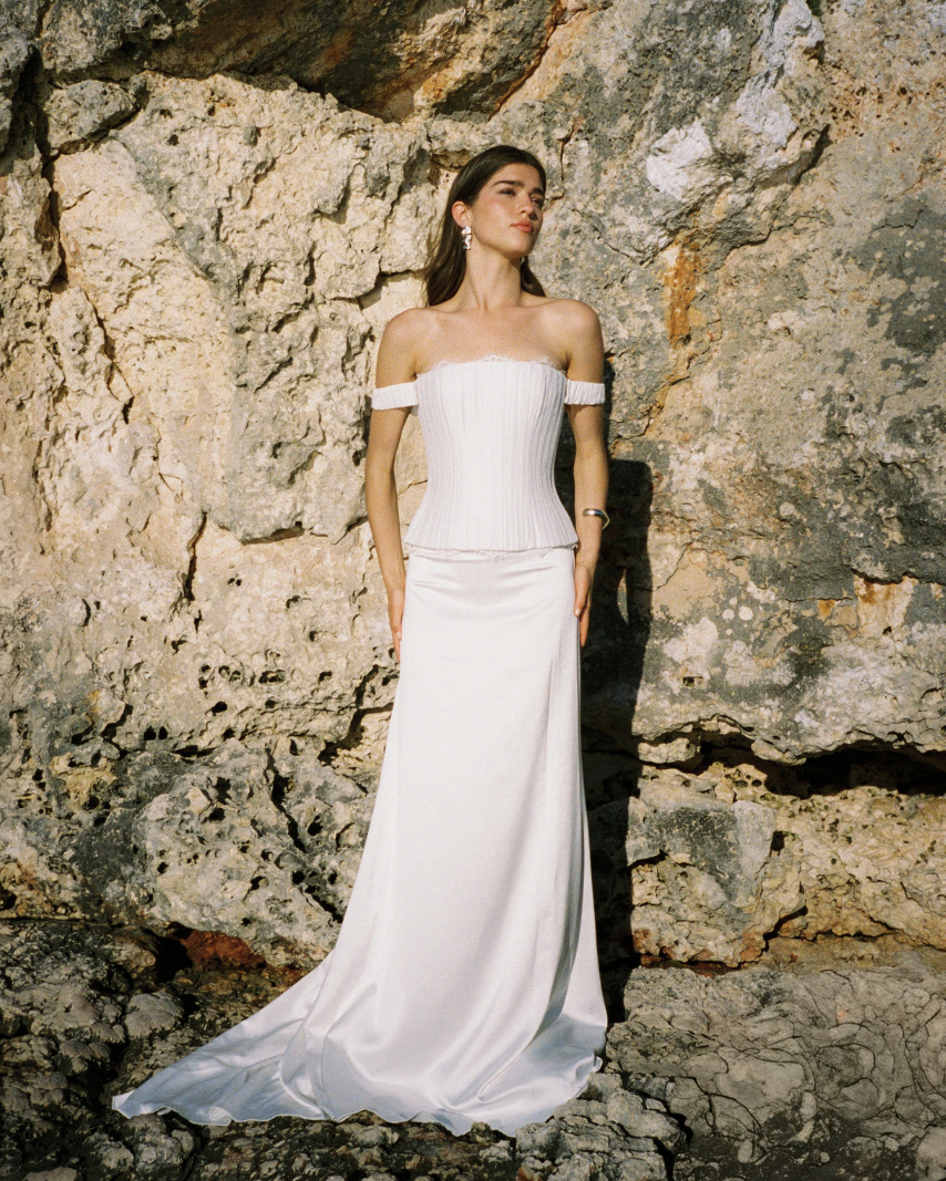 Duke wedding dress lace trim bodice detail