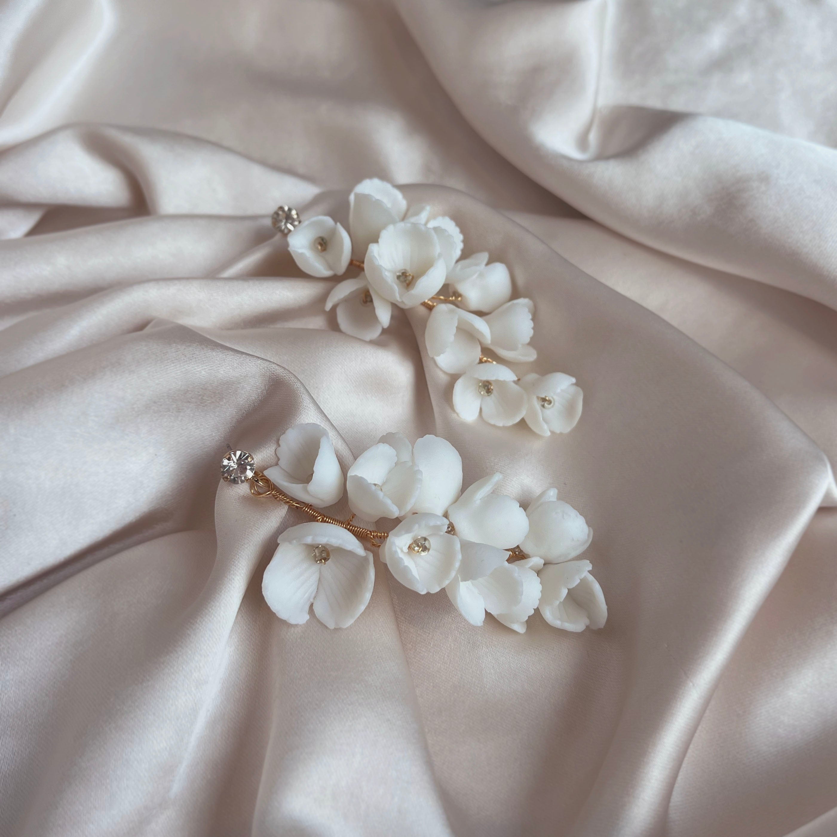 FLORAL PORCELAIN DROP EARRINGS WITH STUD