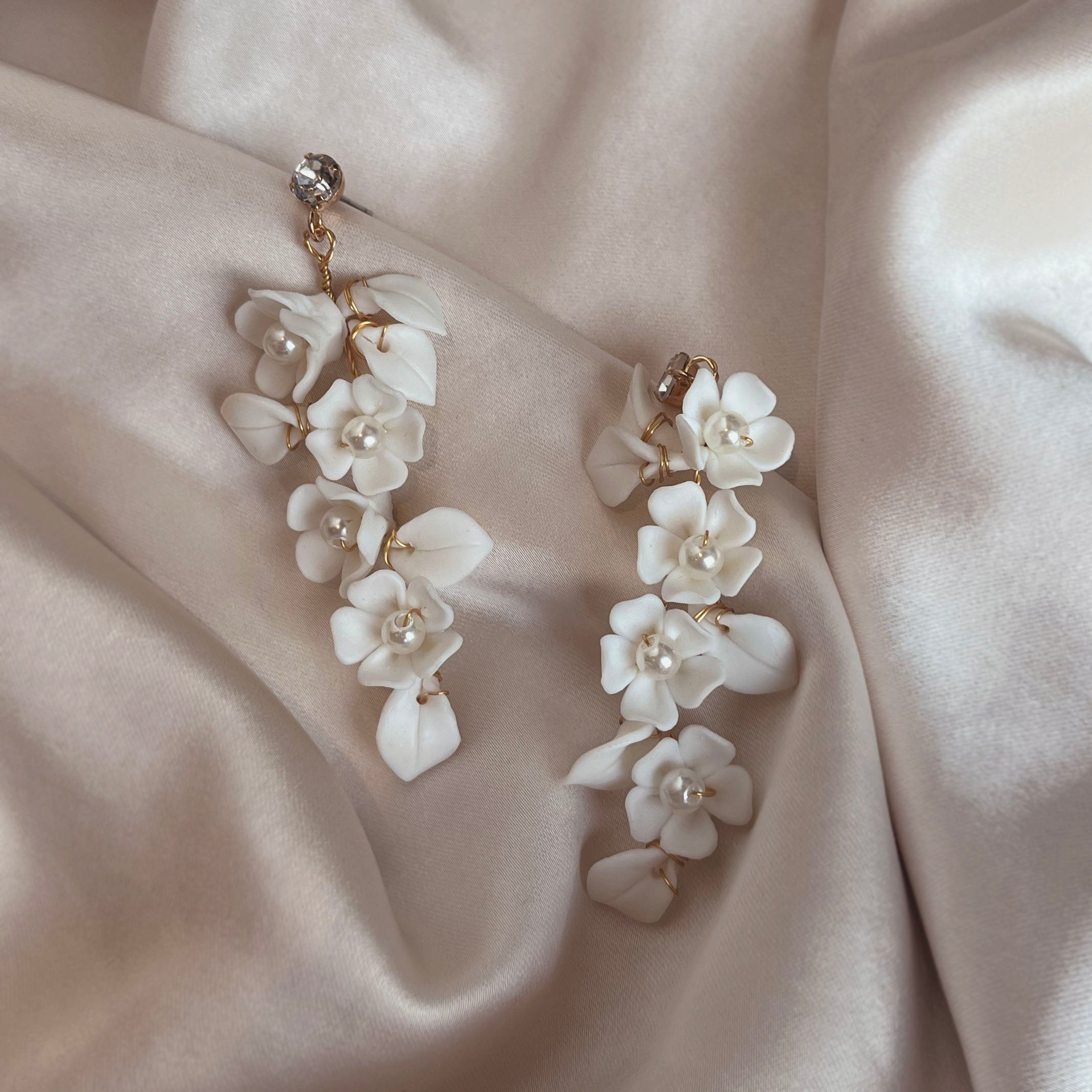 FLORAL PORCELAIN PEARL DROP EARRINGS WITH STUD