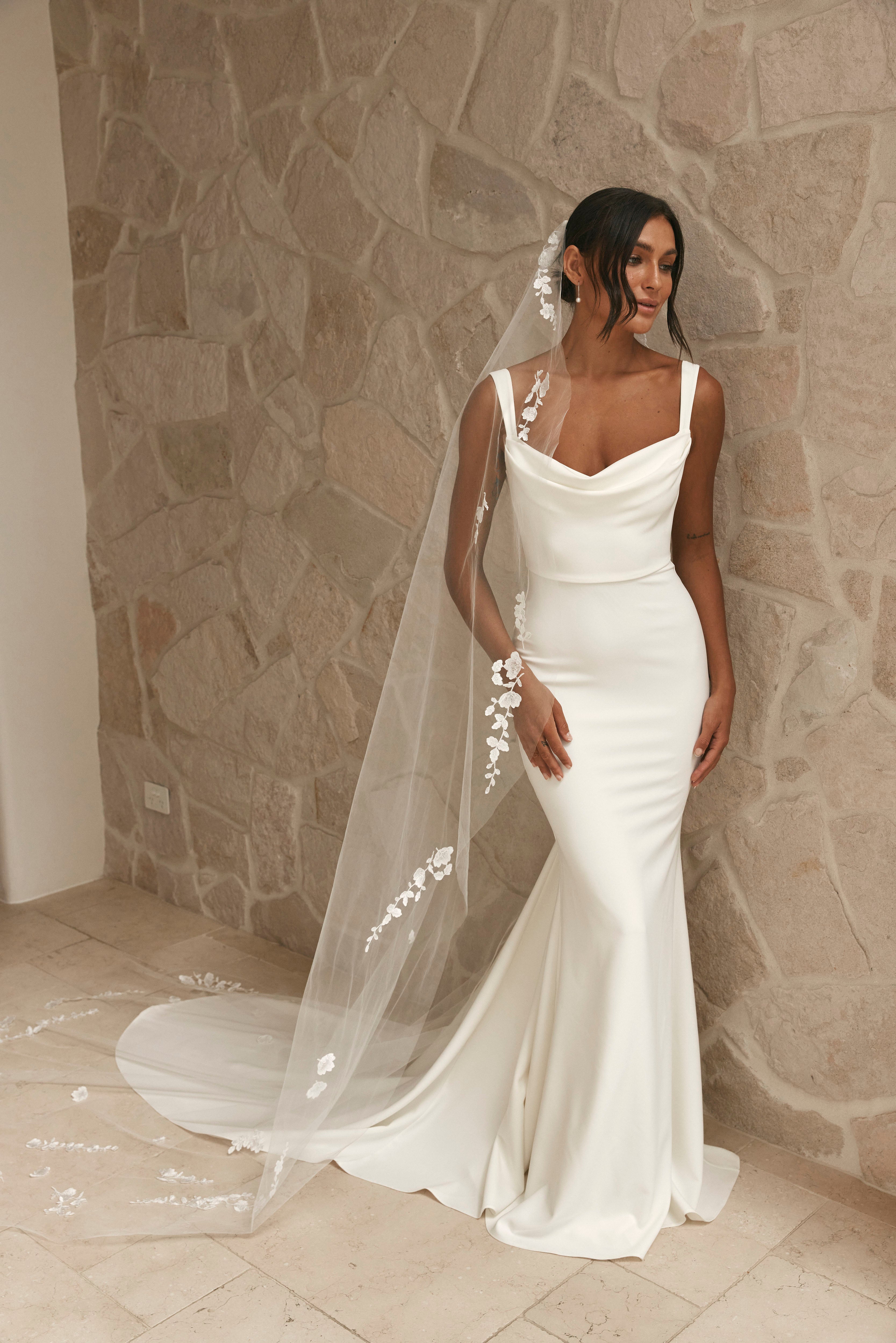 PIERLOT VEIL