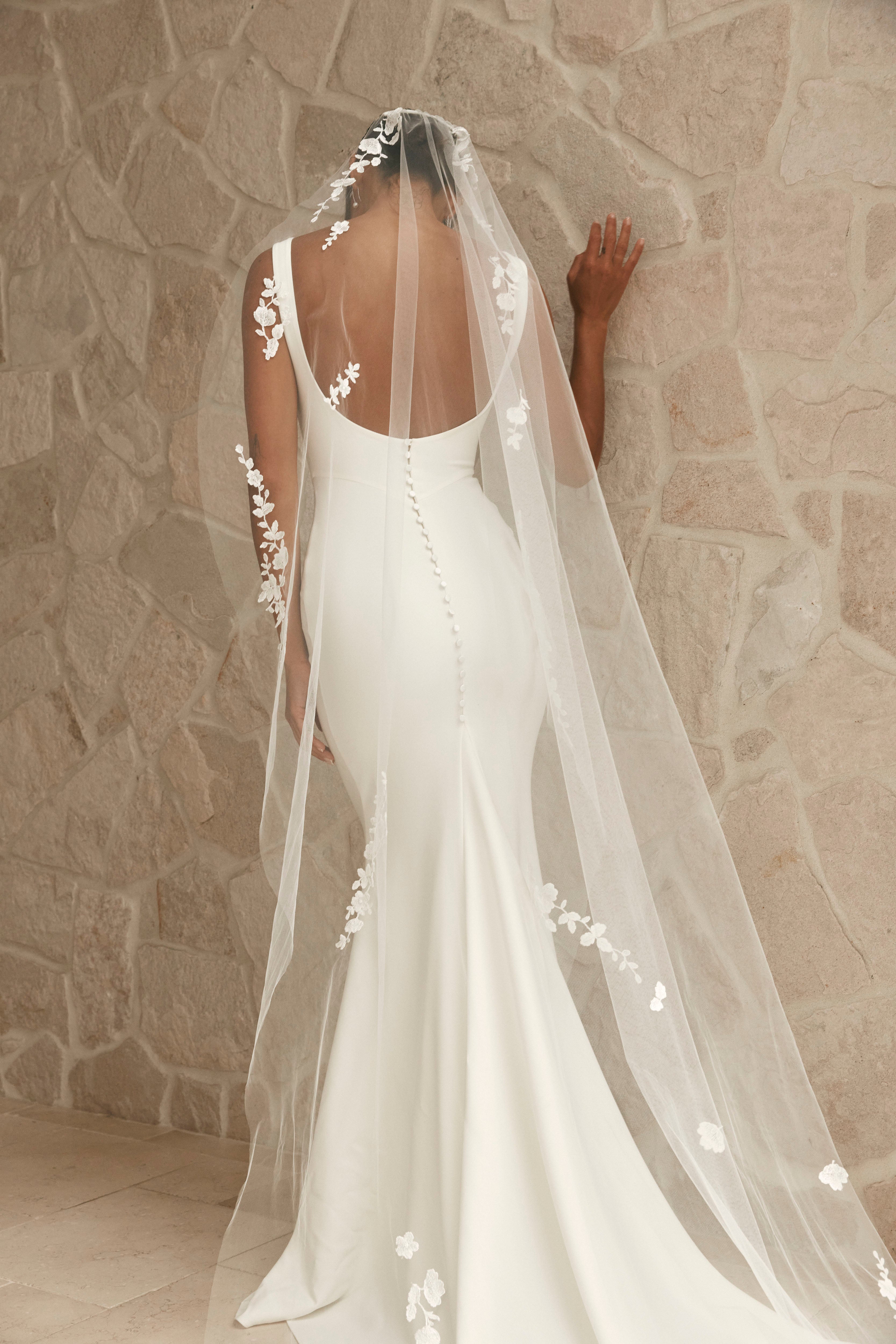 PIERLOT VEIL