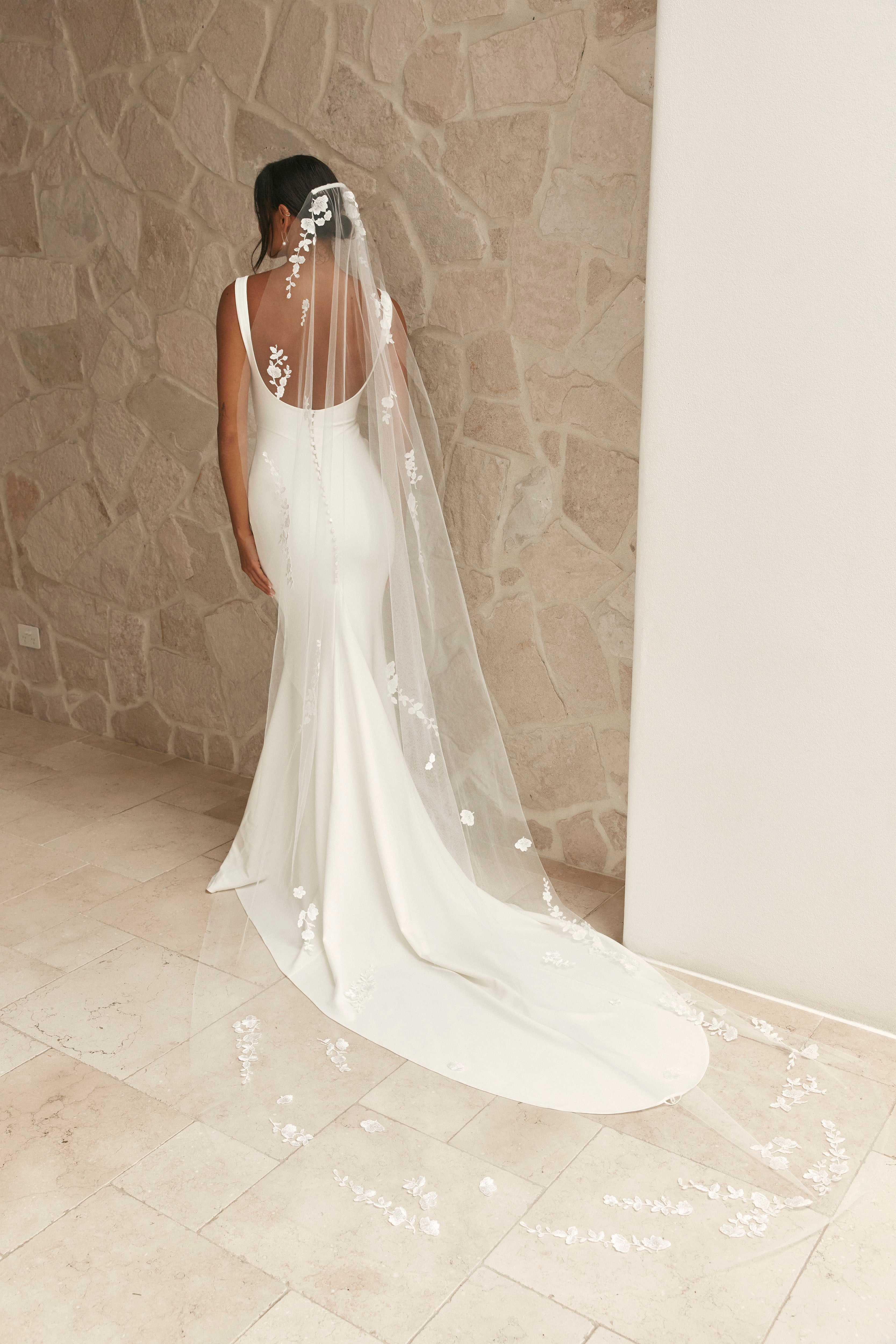 PIERLOT VEIL