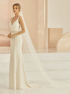 VEIL WITH SCATTERED LACE DETAIL | 300CM