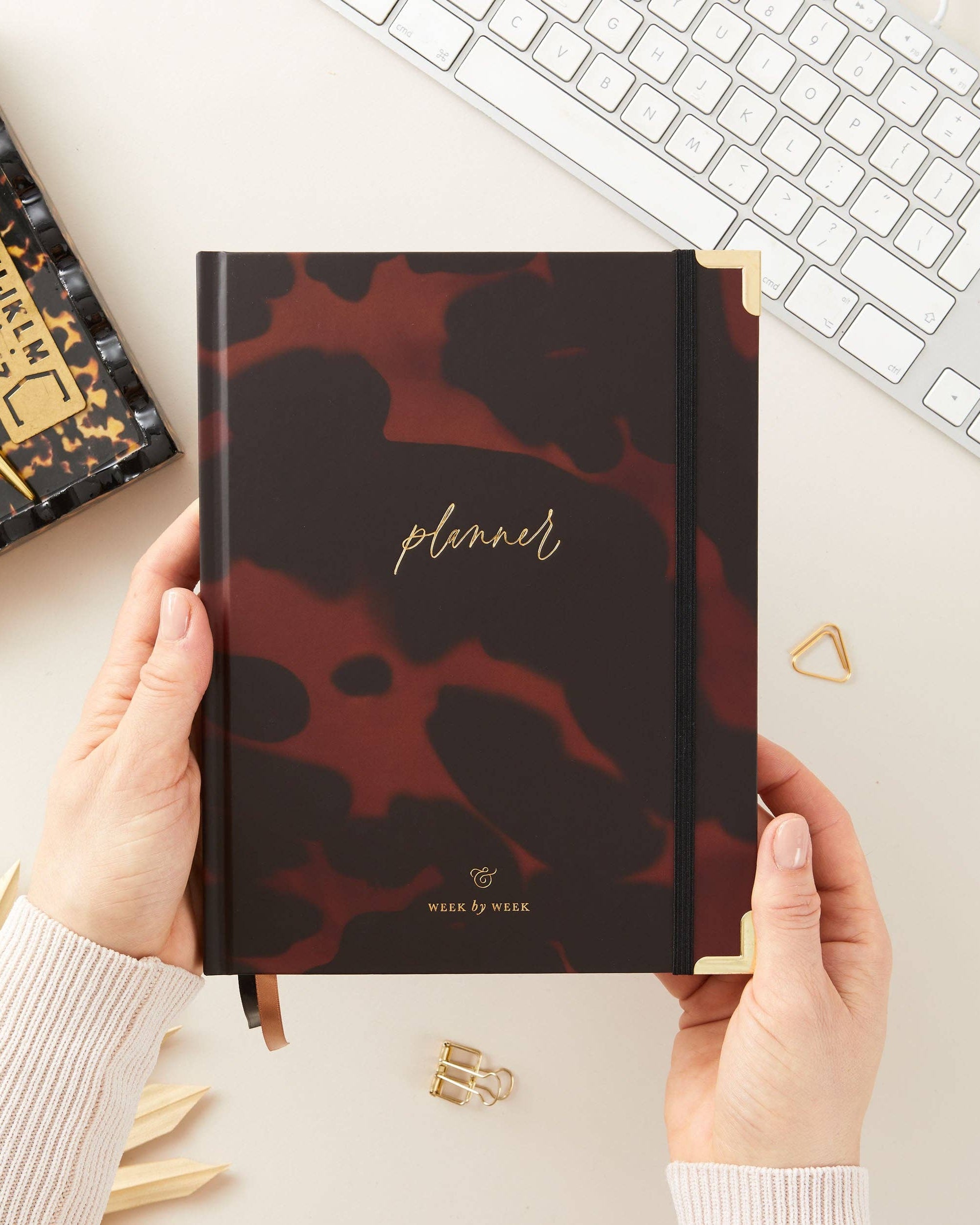 Undated Weekly Planner - Tortoise - diary gift for her