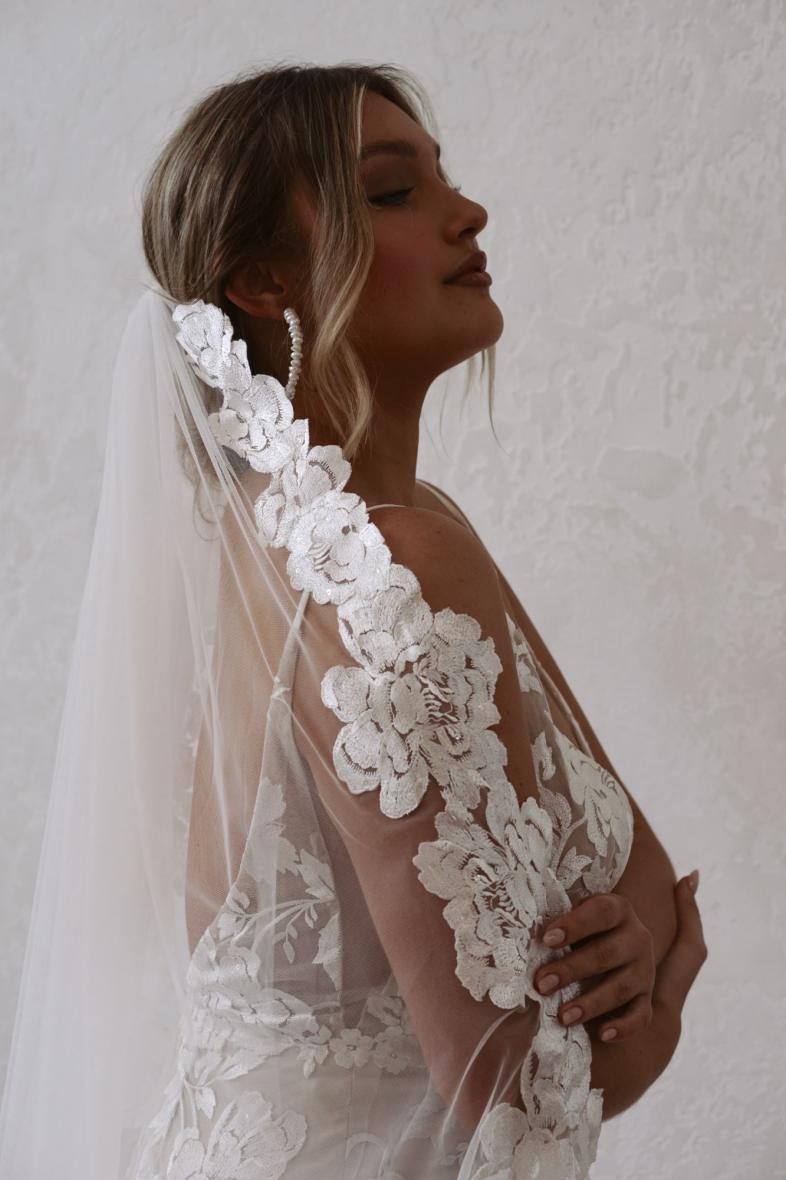 ELSIE VEIL