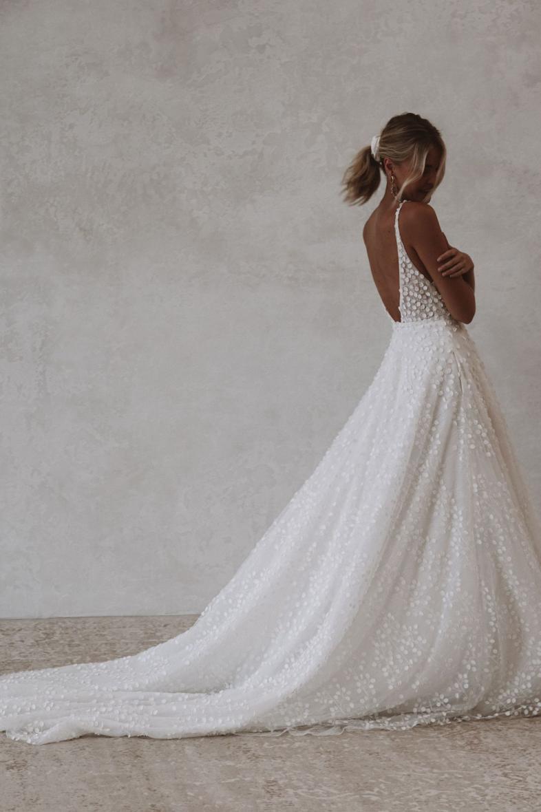 LOUIE FLOWY