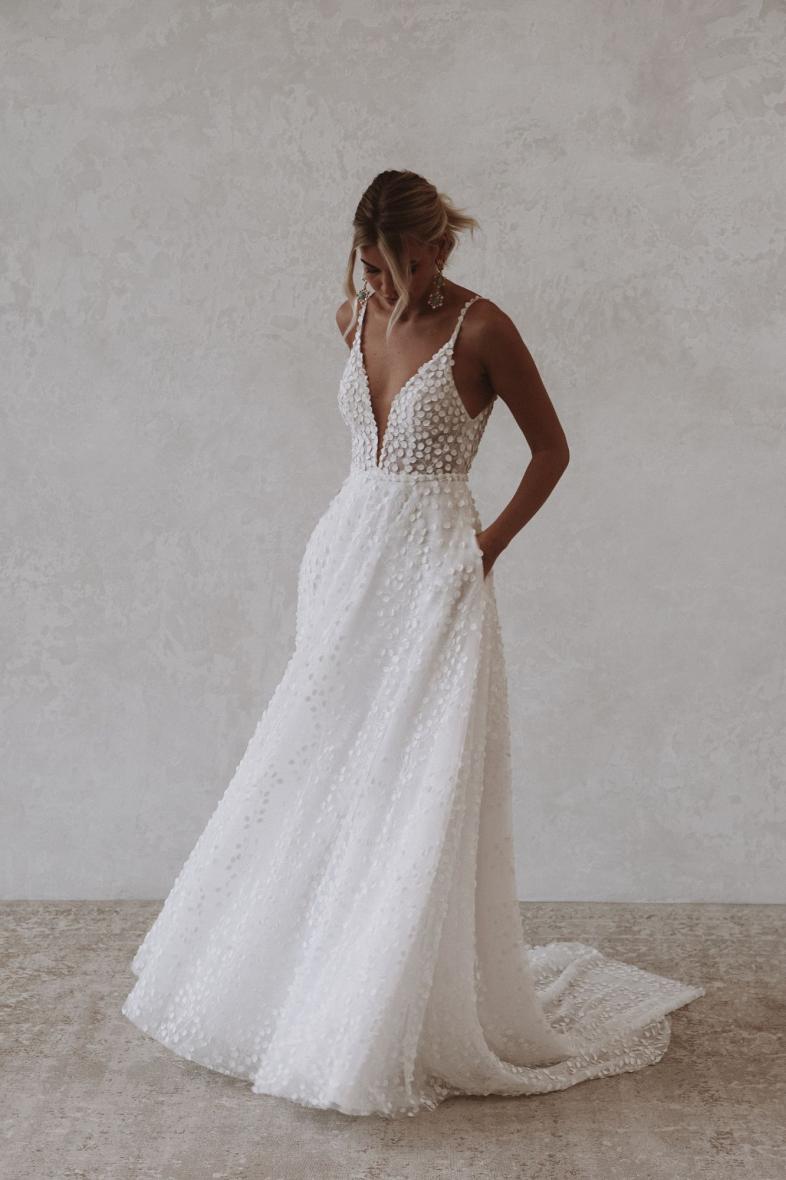 LOUIE FLOWY