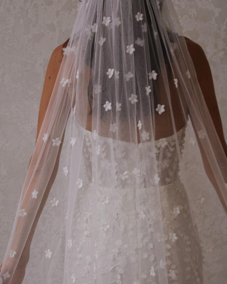 POSIE VEIL