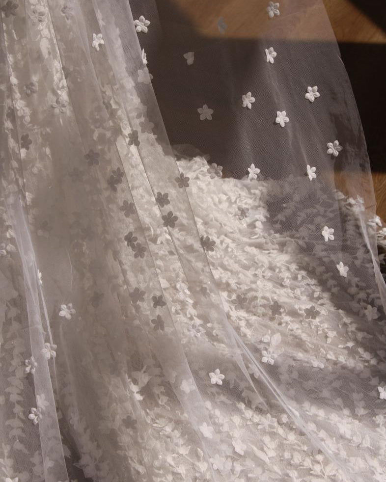 POSIE VEIL