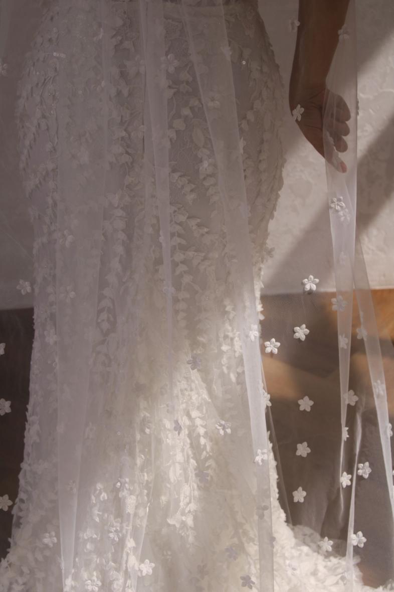 POSIE VEIL