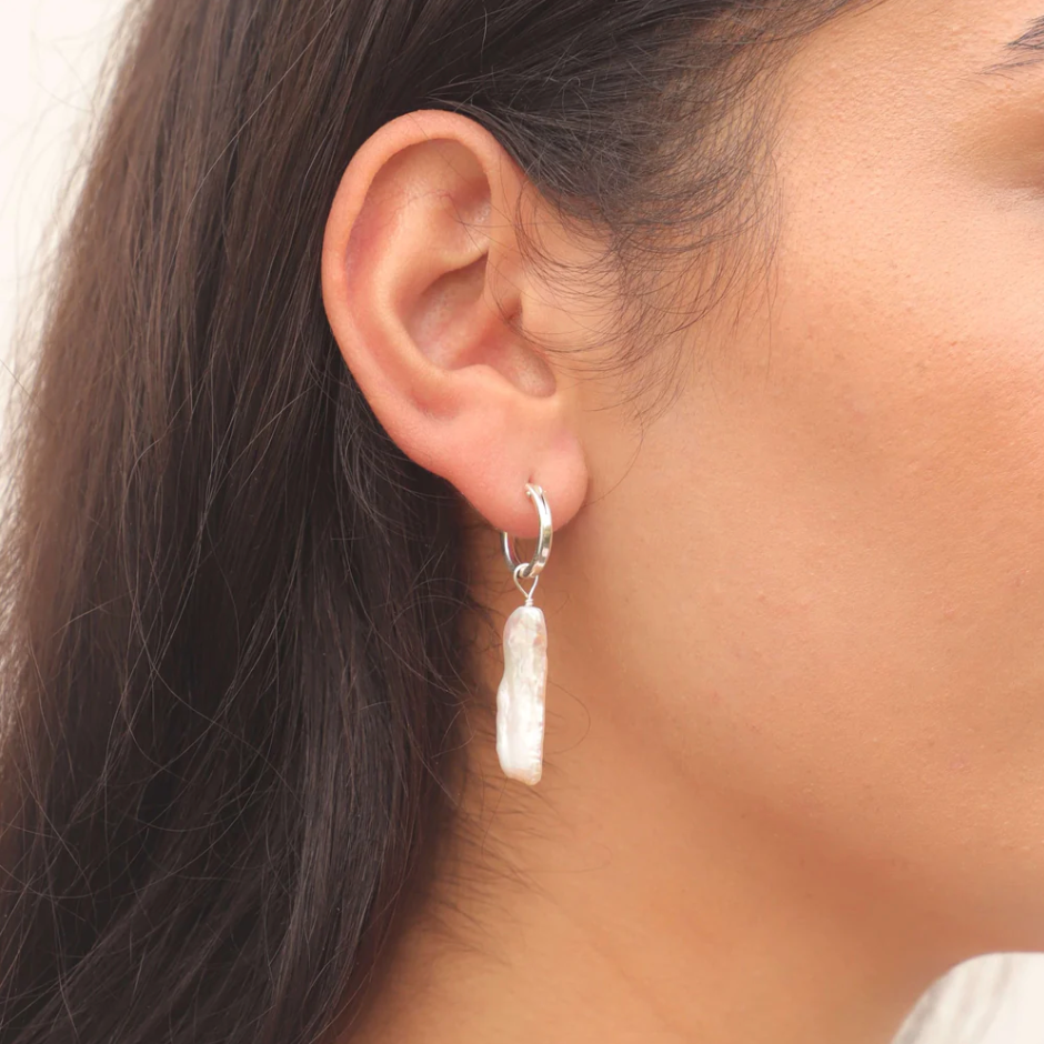KIRI & BELLE | ESME BIWA PEARL HOOP EARRINGS Sterling Silver