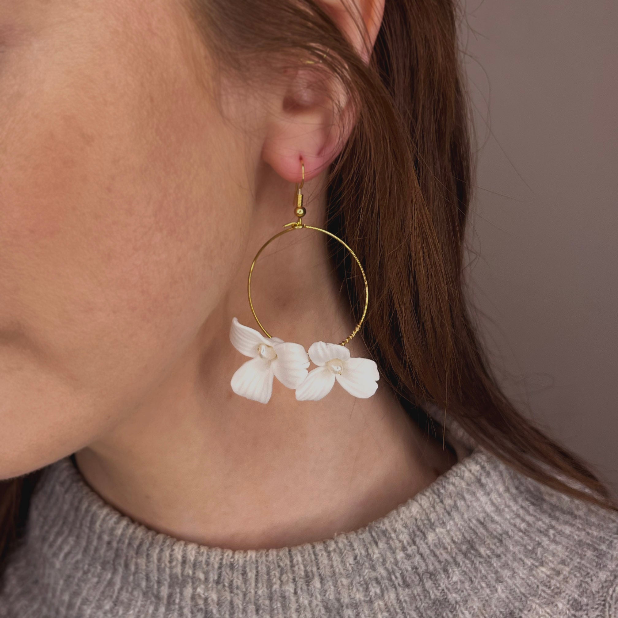 LILY PORCELAIN HOOP EARRINGS