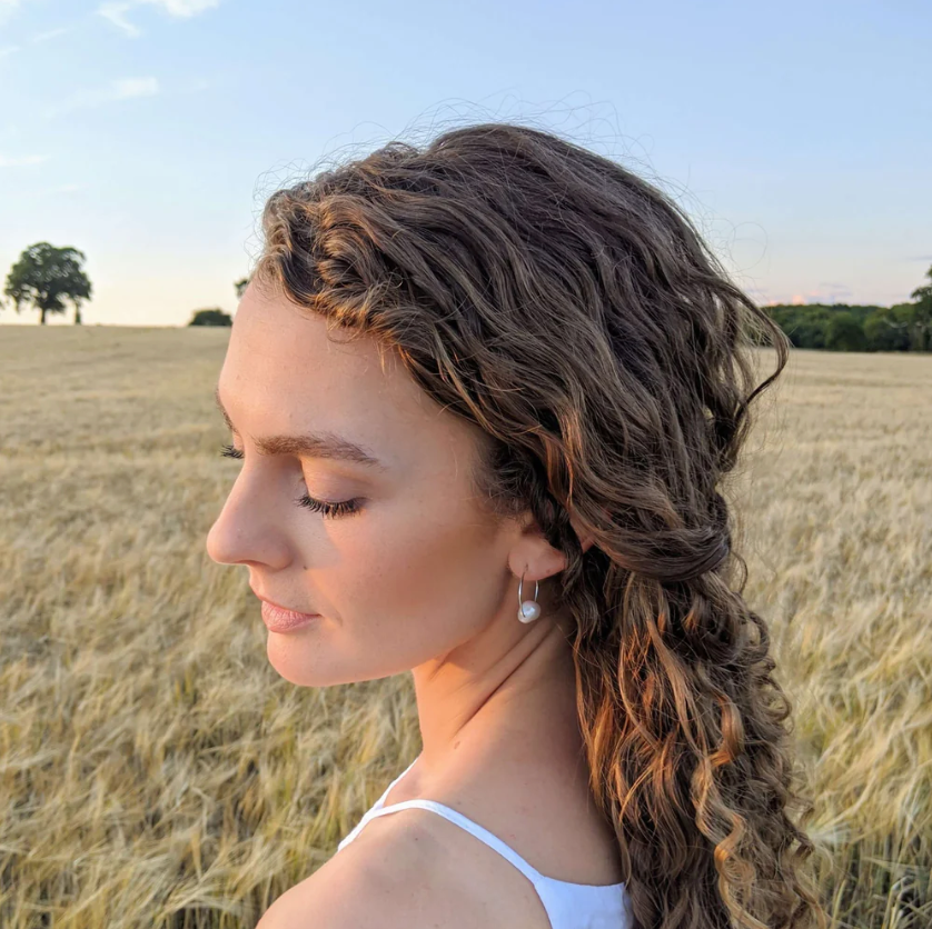 KIRI & BELLE | OLIVIA LARGE PEARL WIRE HOOP EARRINGS