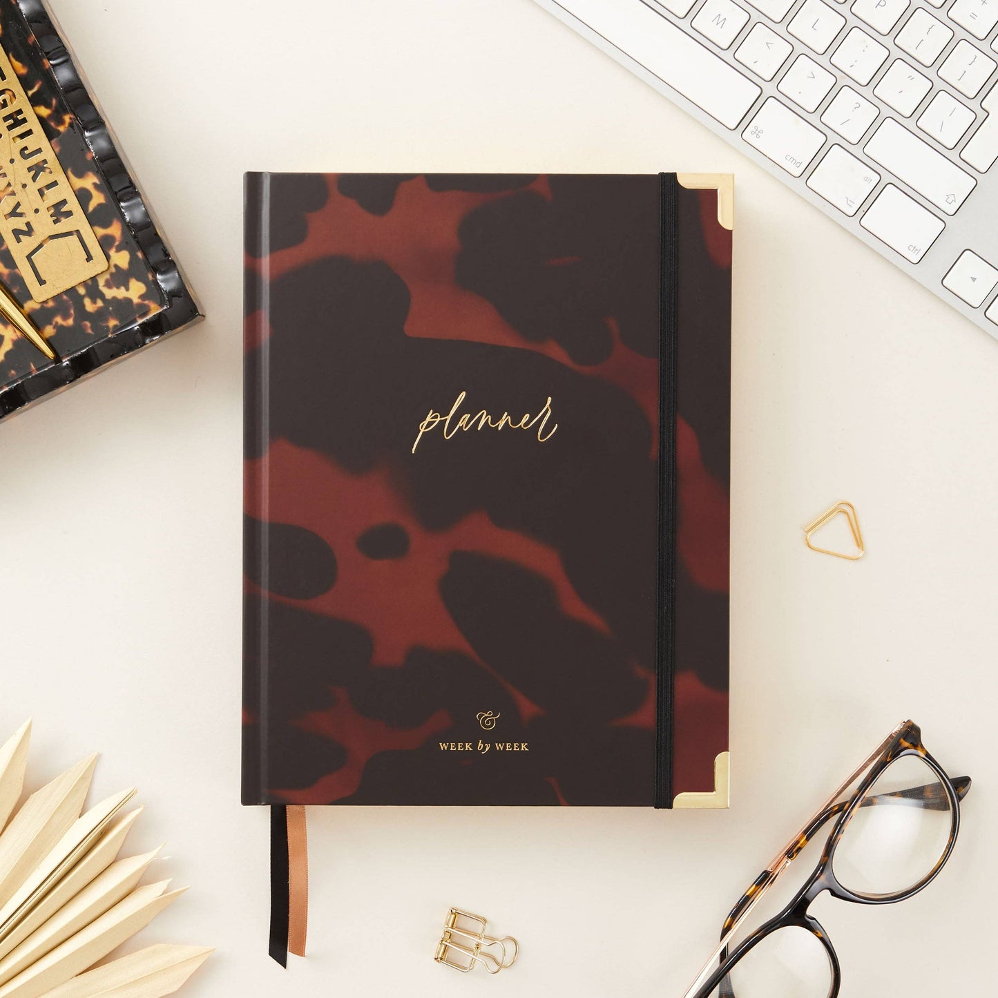 Undated Weekly Planner - Tortoise - diary gift for her