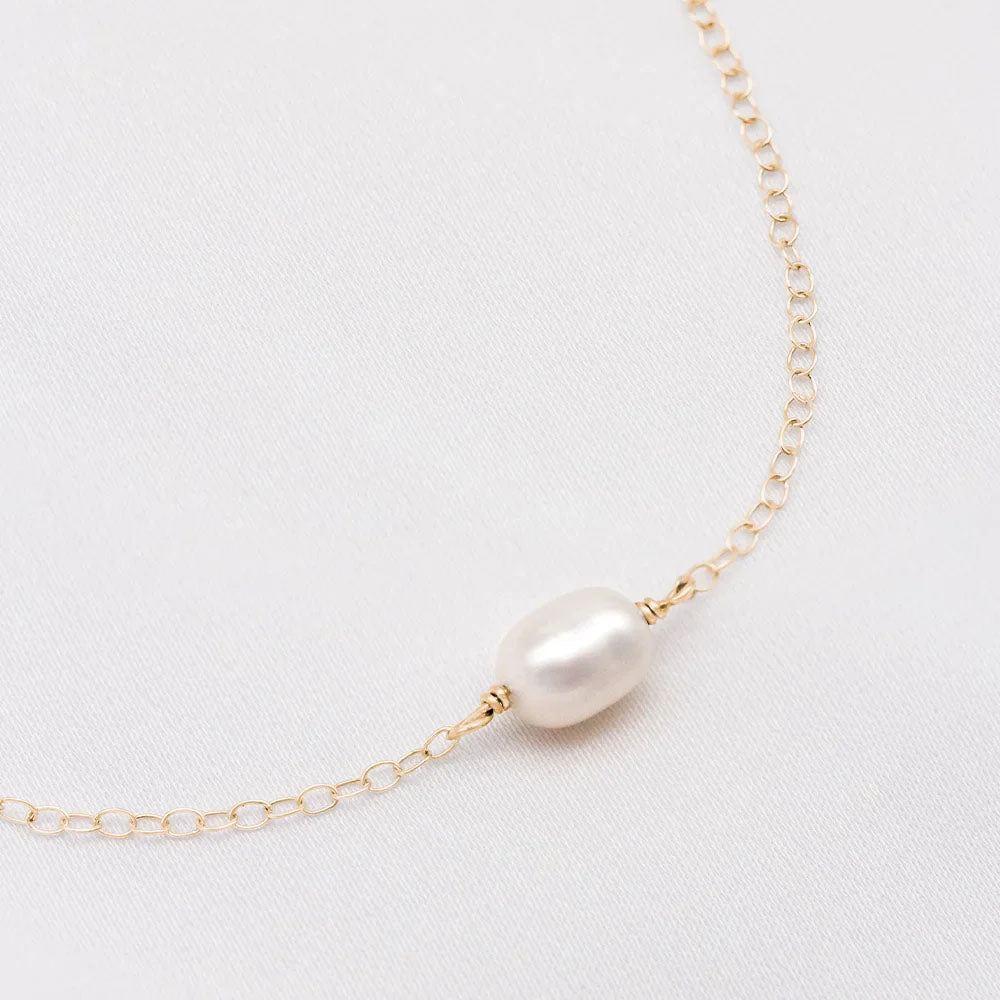 KIRI & BELLE | MINI CARA SINGLE PEARL BRACELET 12k Gold Filled