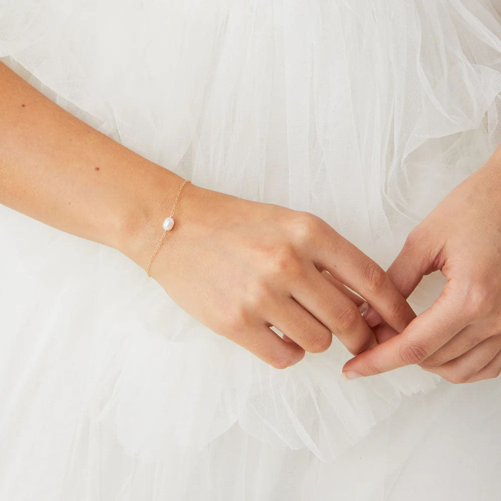 KIRI & BELLE | MINI CARA SINGLE PEARL BRACELET